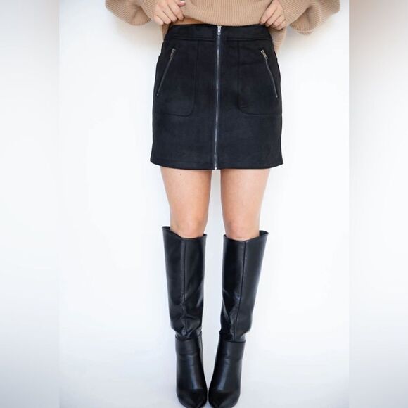 NWT Very J Black Faux Suede Mini Skirt - - Picture 1 of 7